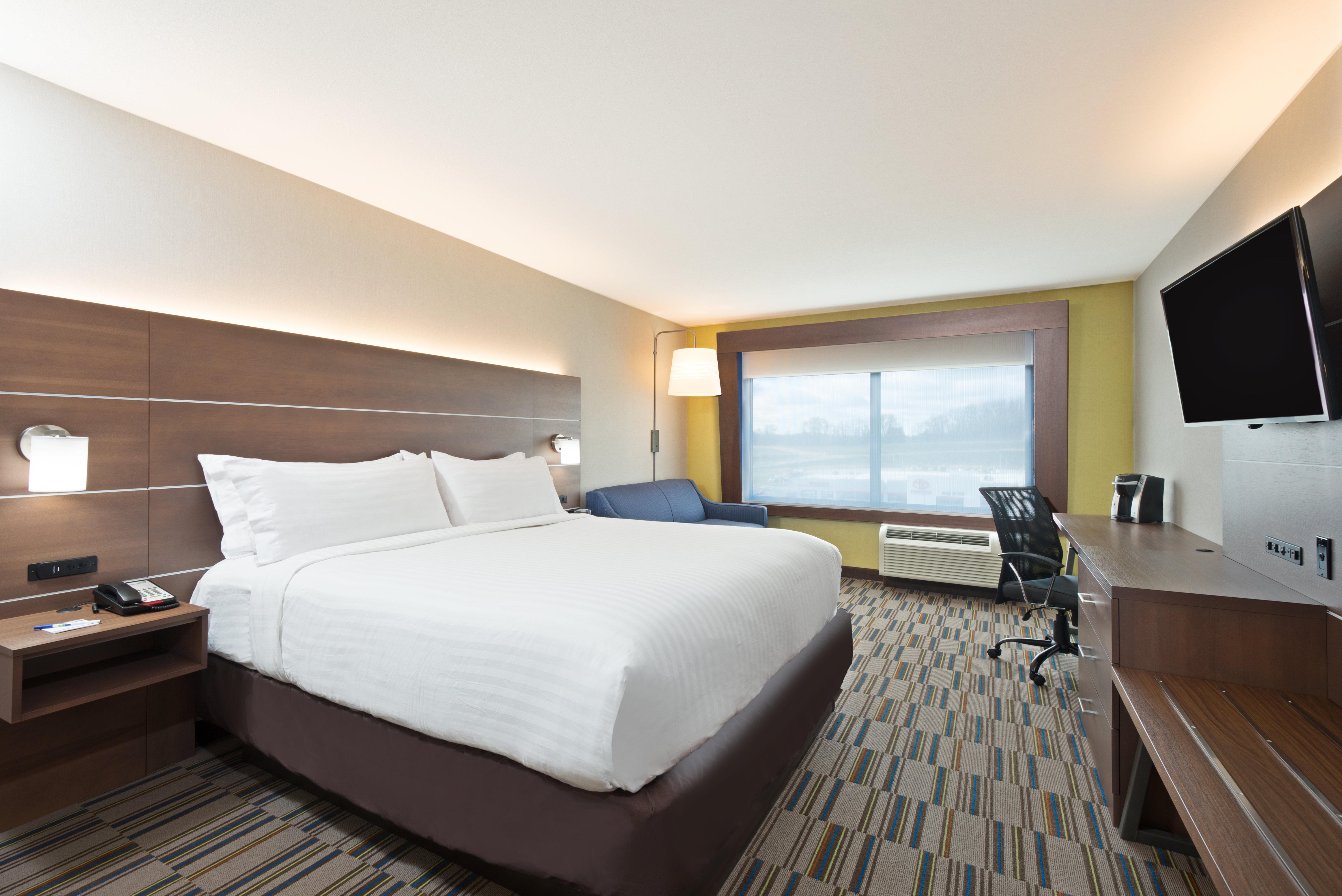 Holiday Inn Express & Suites Uniontown By Ihg Εξωτερικό φωτογραφία